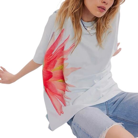 DAYDREAMER Exploded Water Lily Tee in Blue Mist, One Size / P2P 27” New w/ Tag - Picture 3 of 9